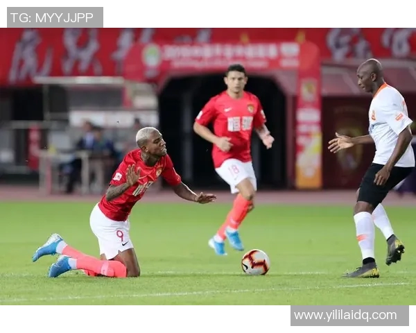 国安与恒大激战正酣10月31日赛后精彩回顾与分析